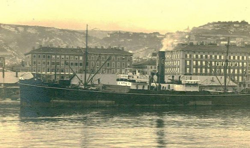 Steamboat Kostrena